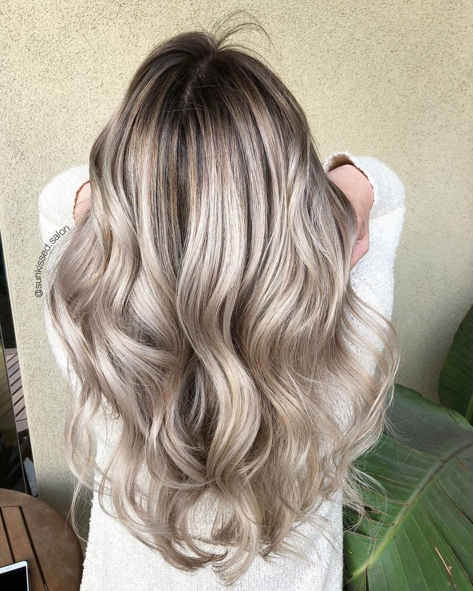 Balayage lumineux blond froid