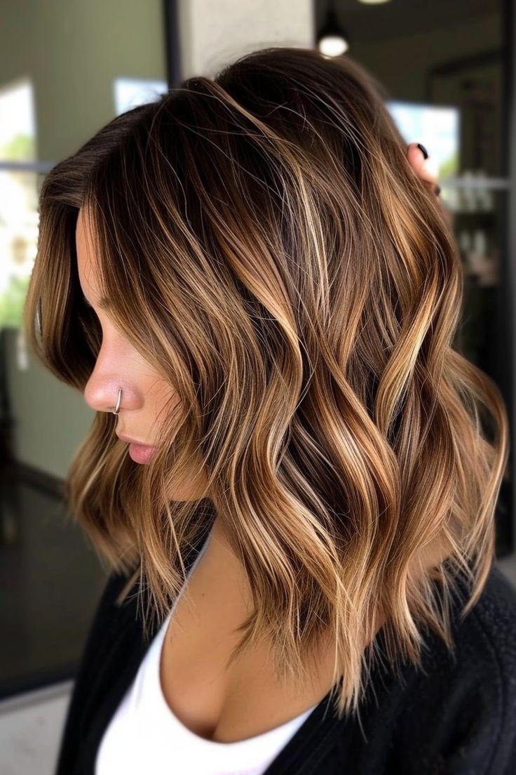 Carré long dégradé balayage caramel