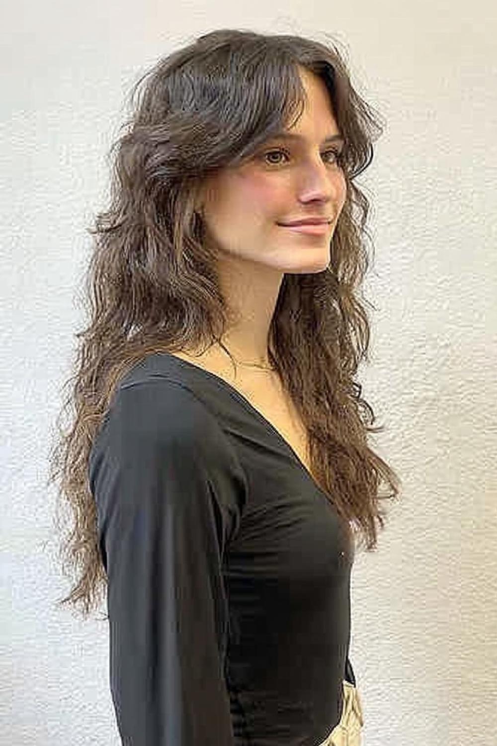 Ondulations courtes sculptées