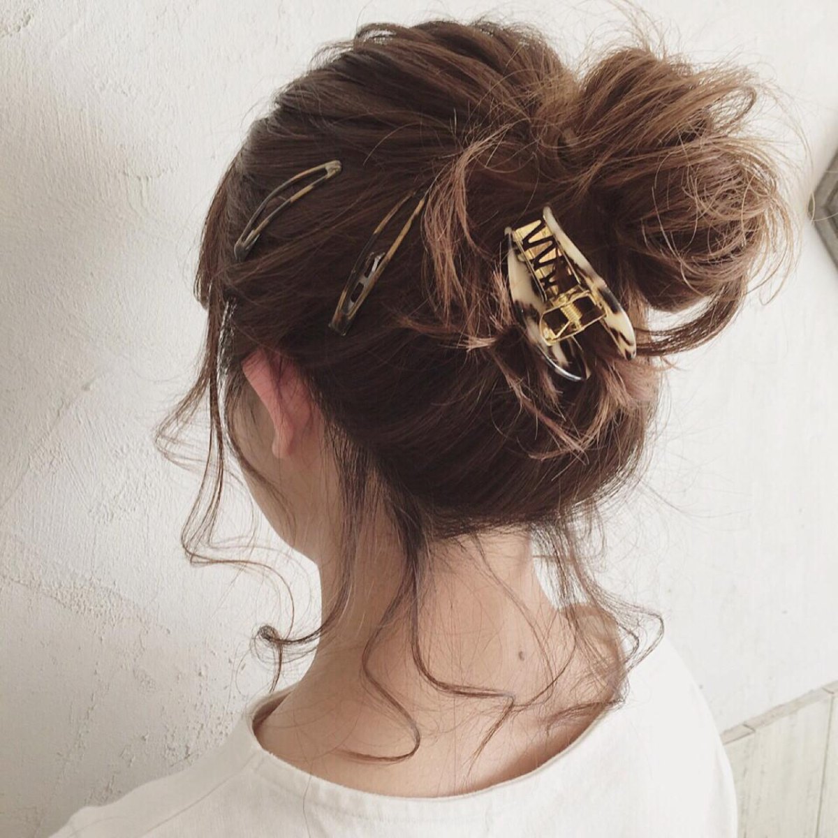 Chignon haut pince crabe tendance