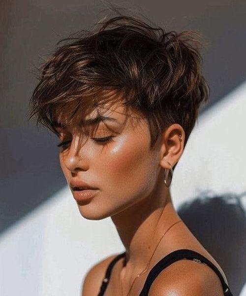 Pixie texturée coiffé décoiffé