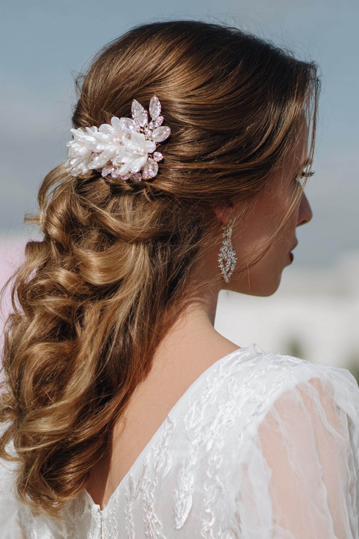 34 Idées D’Accessoires Cheveux Mariage Pour Sublimer Votre Coiffure