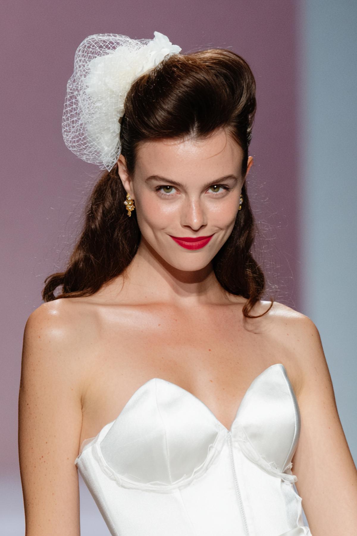 Vagues Longues Brunes Rétro