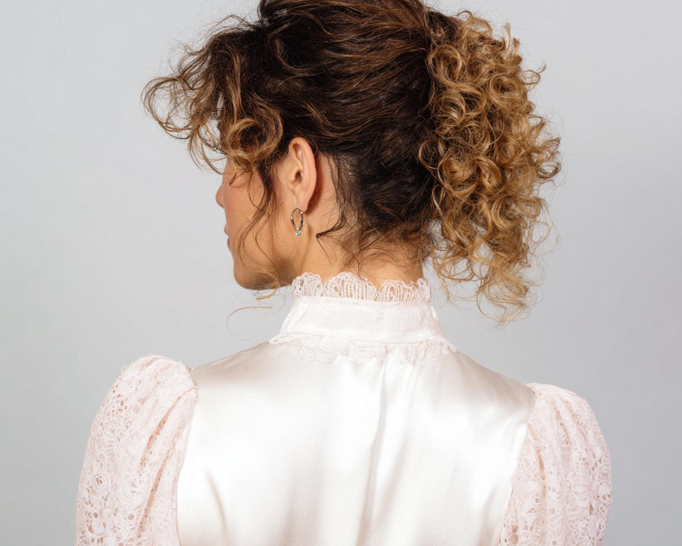 Queue De Cheval Bouclée Haute