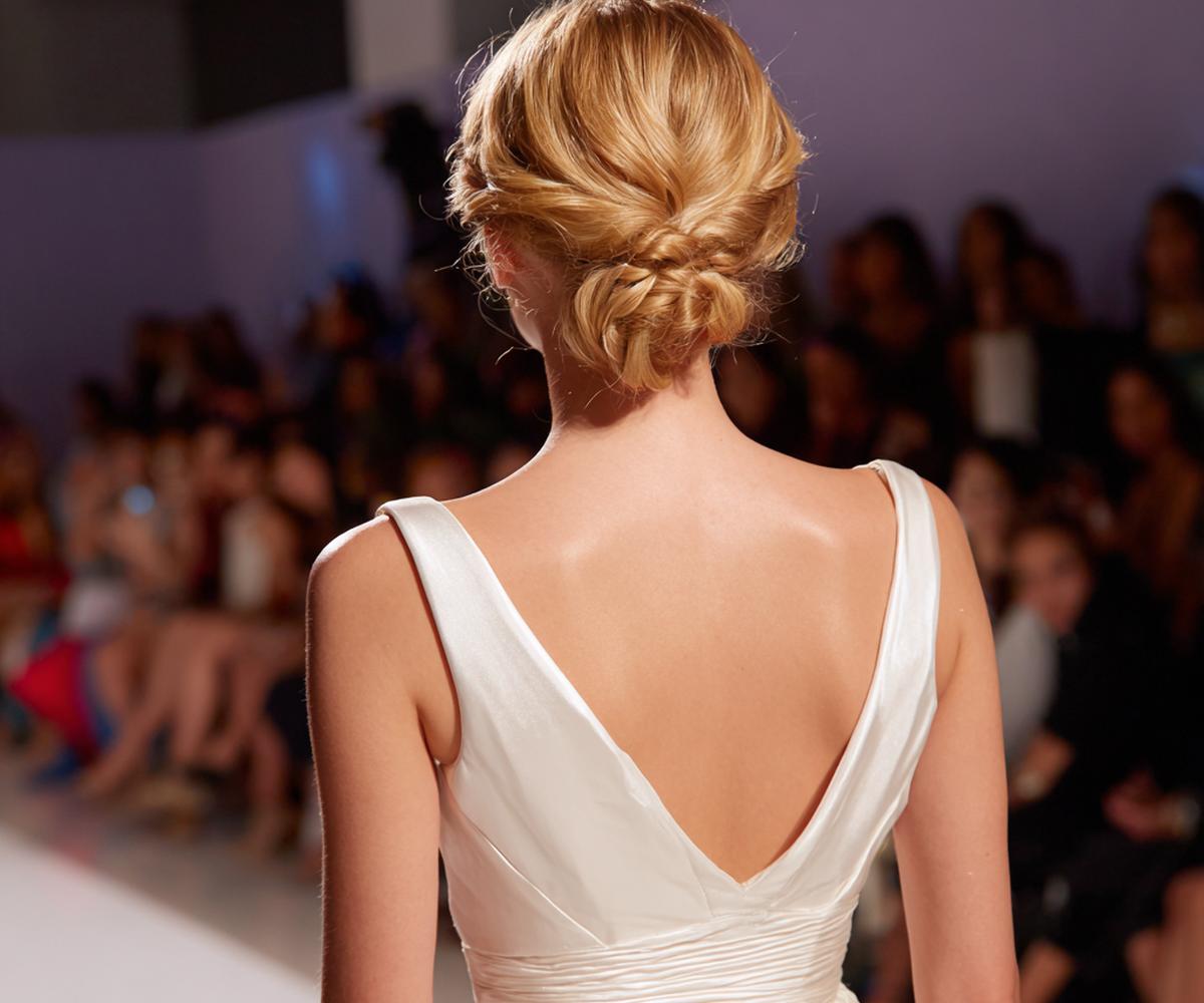 Chignon Bas Blond Texturé