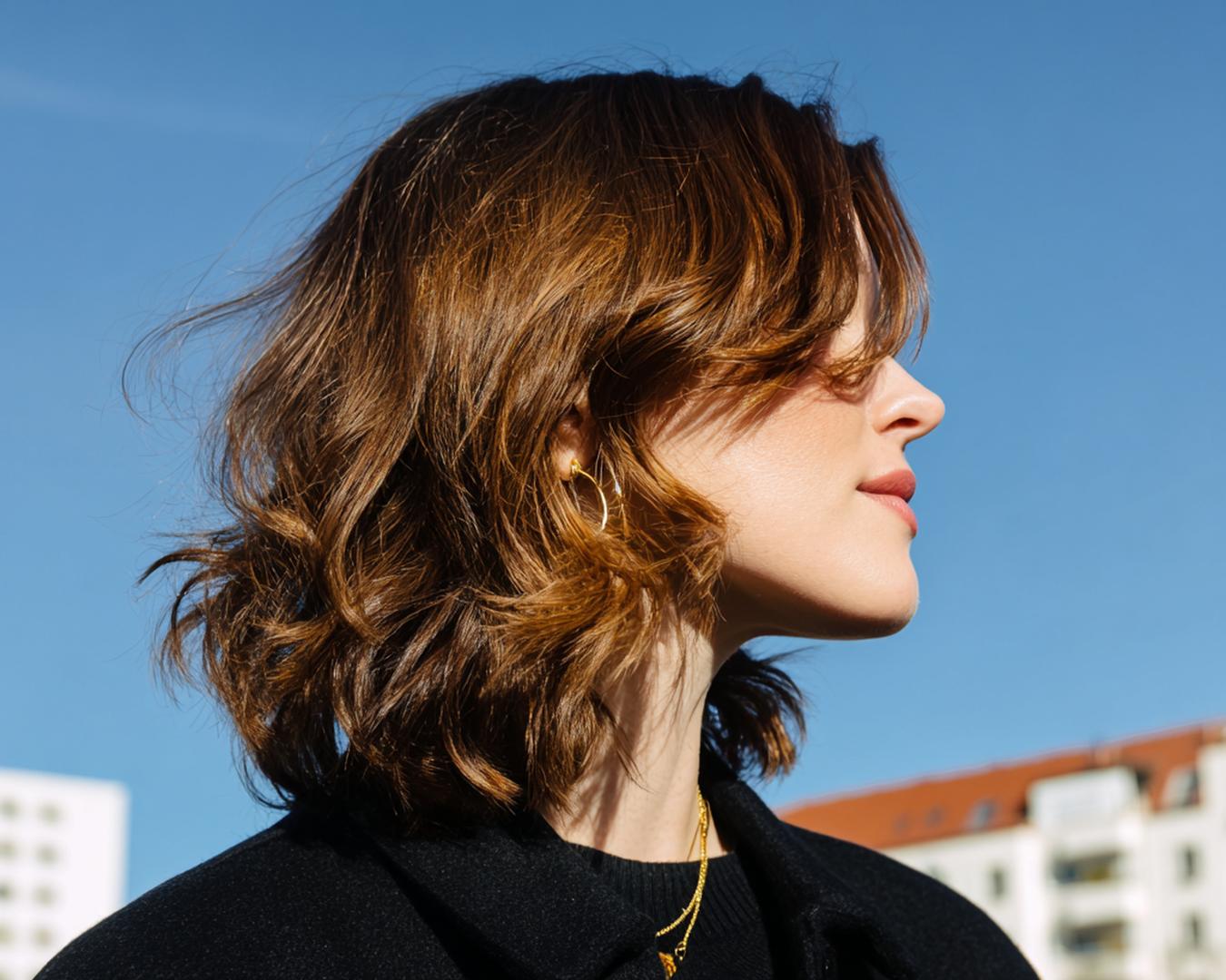 Wavy Medium Brown Bob