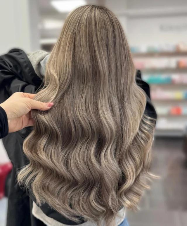 Inspiration salon blond froid
