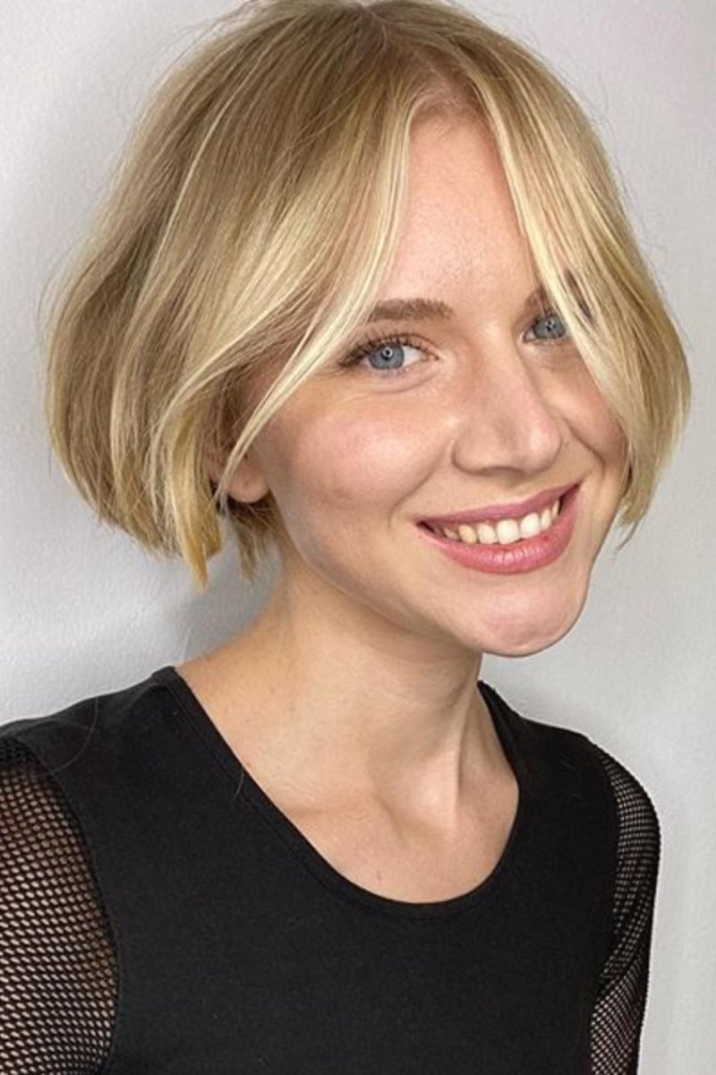French bob blond effet naturel