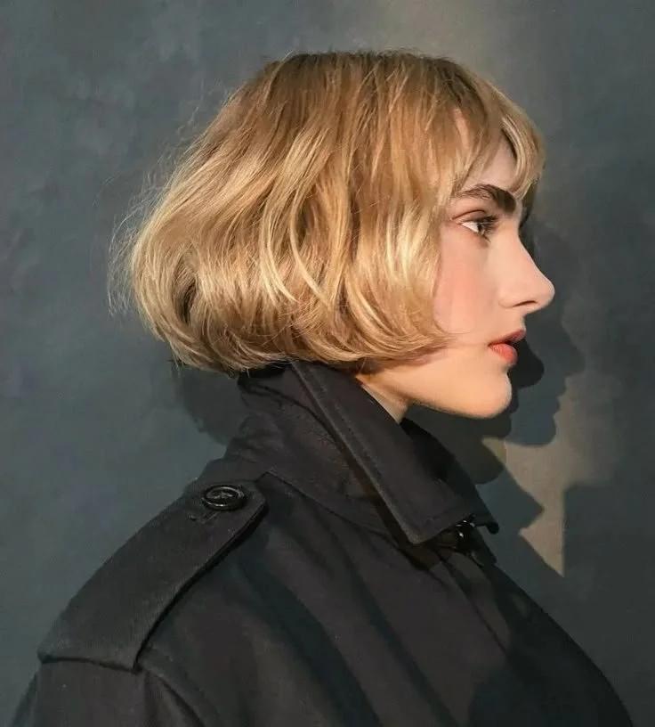 French bob blond dégradé la coupe lumineuse à adopter