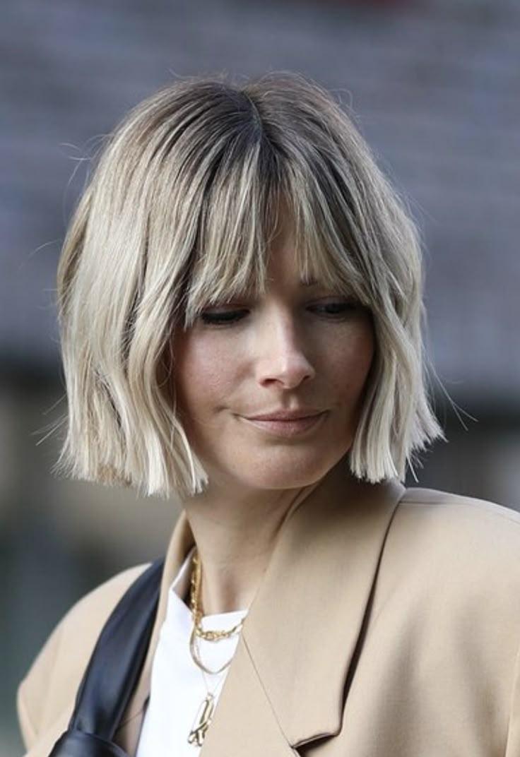 French bob blond tendance actuelle