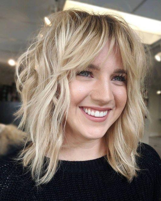 Shag bouclé cheveux fins frange